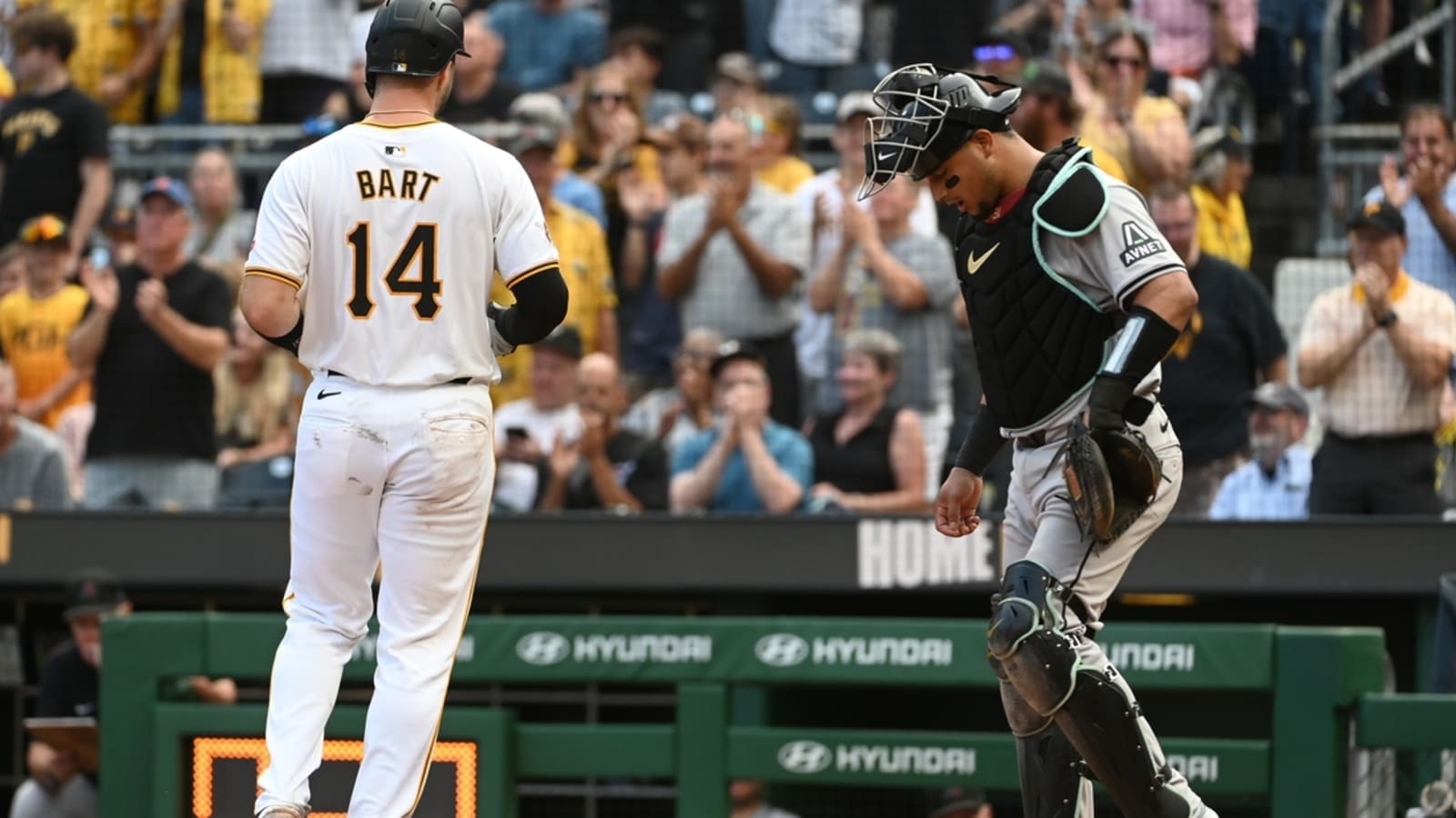 Bryan Reynolds, Joey Bart help Pirates down Diamondbacks