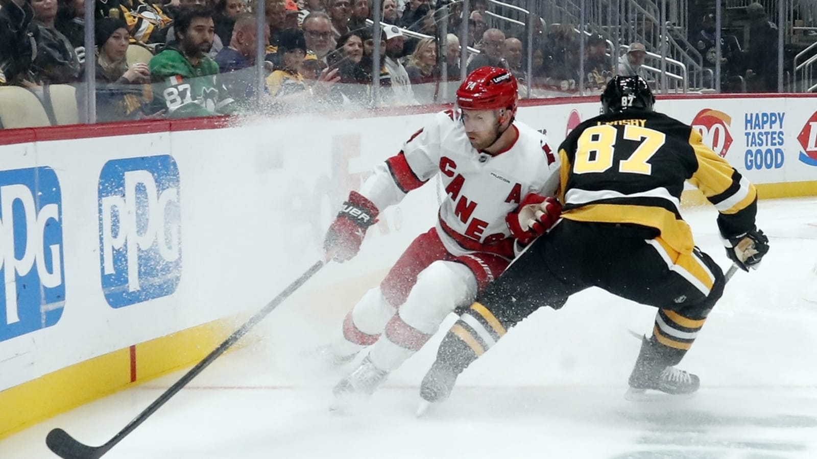Hurricanes use diverse attack to glide past Penguins