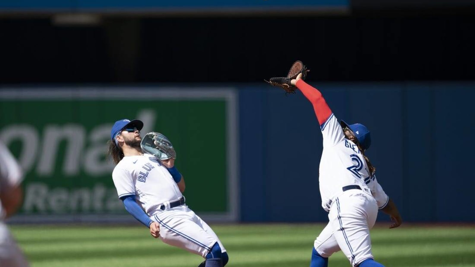 Shohei Ohtani, Mike Trout homer as Angels sweep Blue Jays