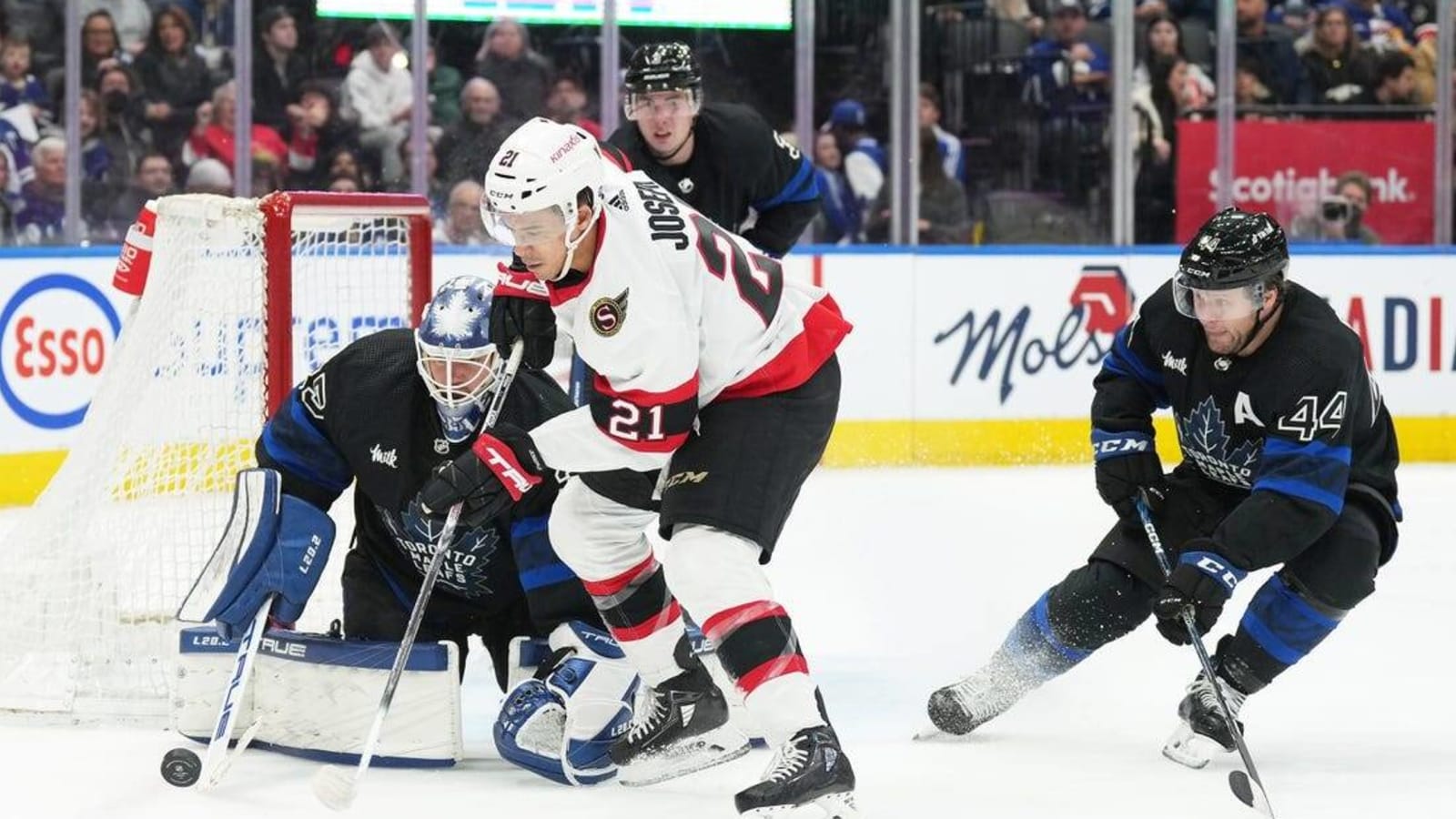 Senators rout short-handed Maple Leafs, 6-2