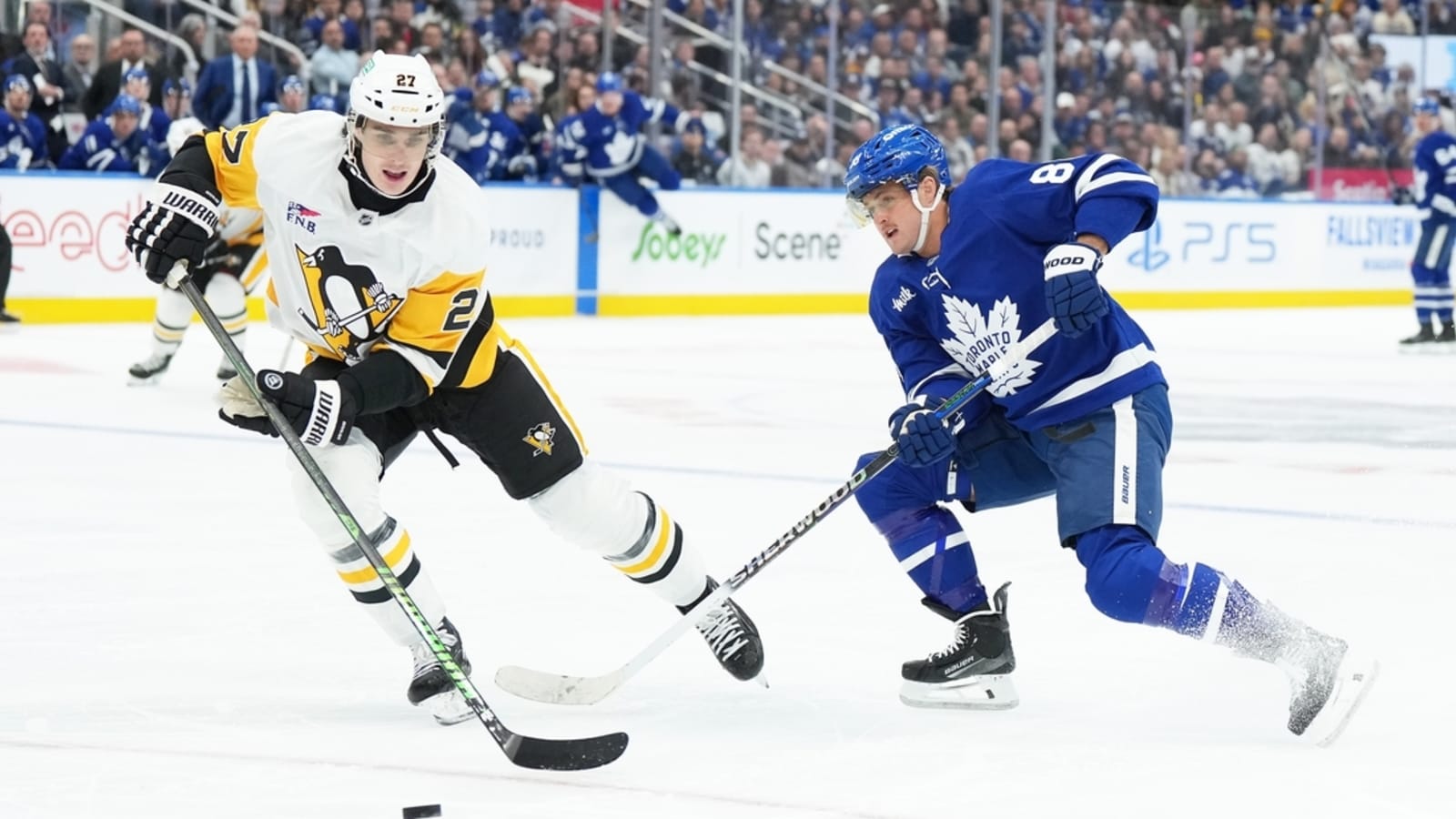 William Nylander scores twice as Leafs knock off Penguins