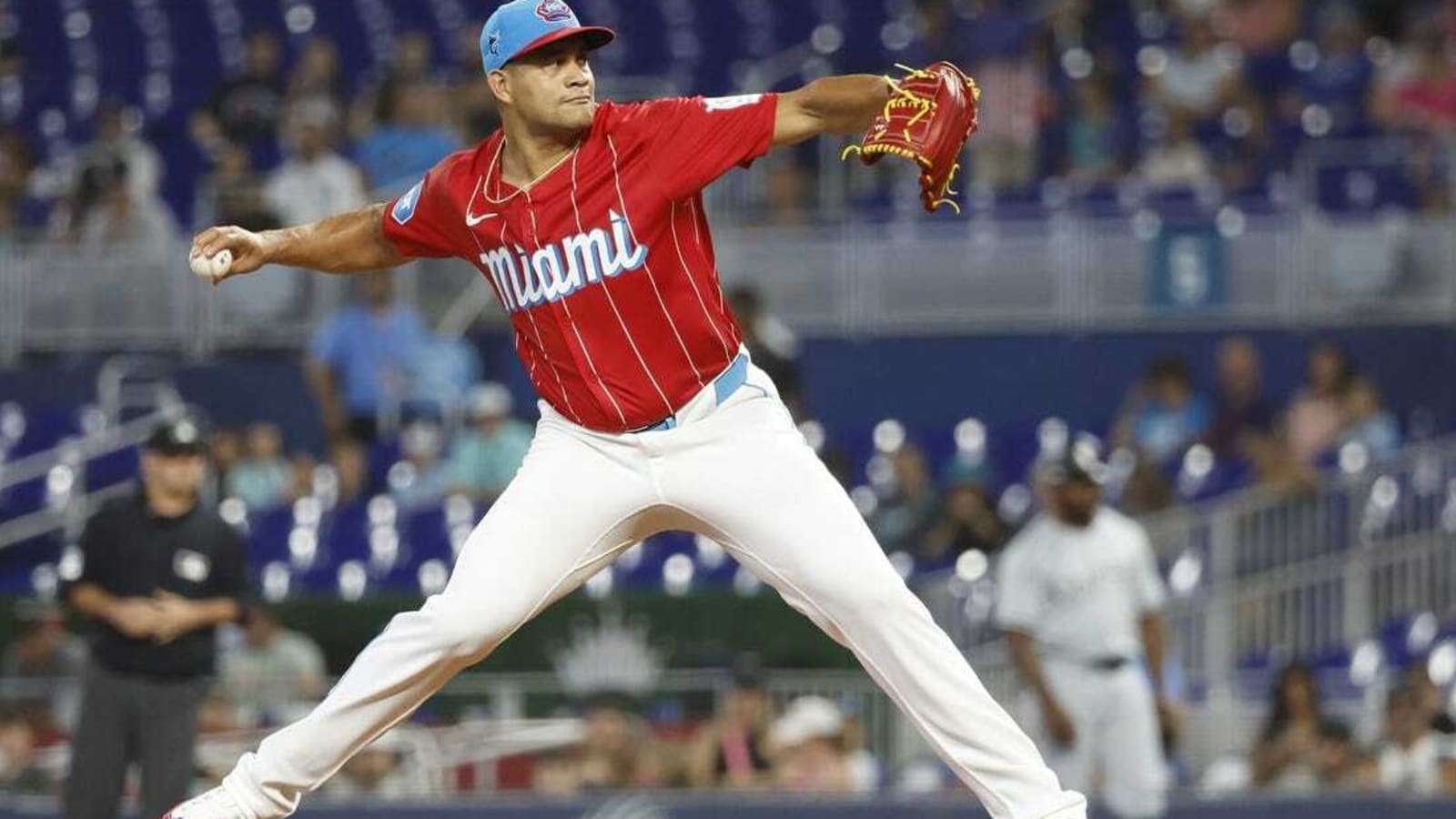 Dane Myers&#39; big day lifts Marlins over White Sox