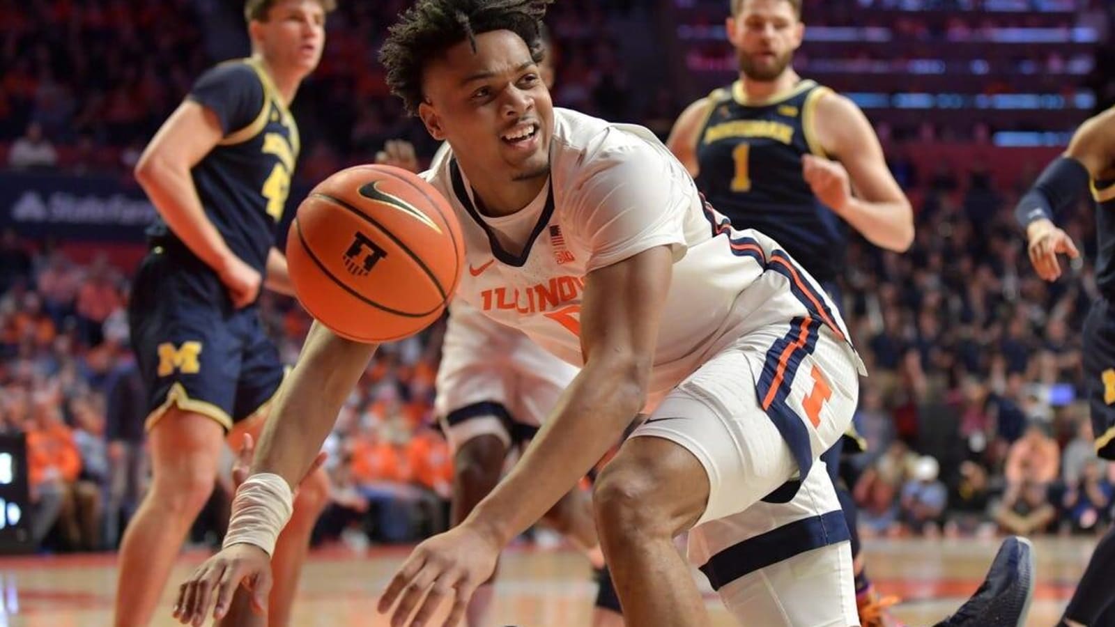 Illinois sinks Michigan in double overtime