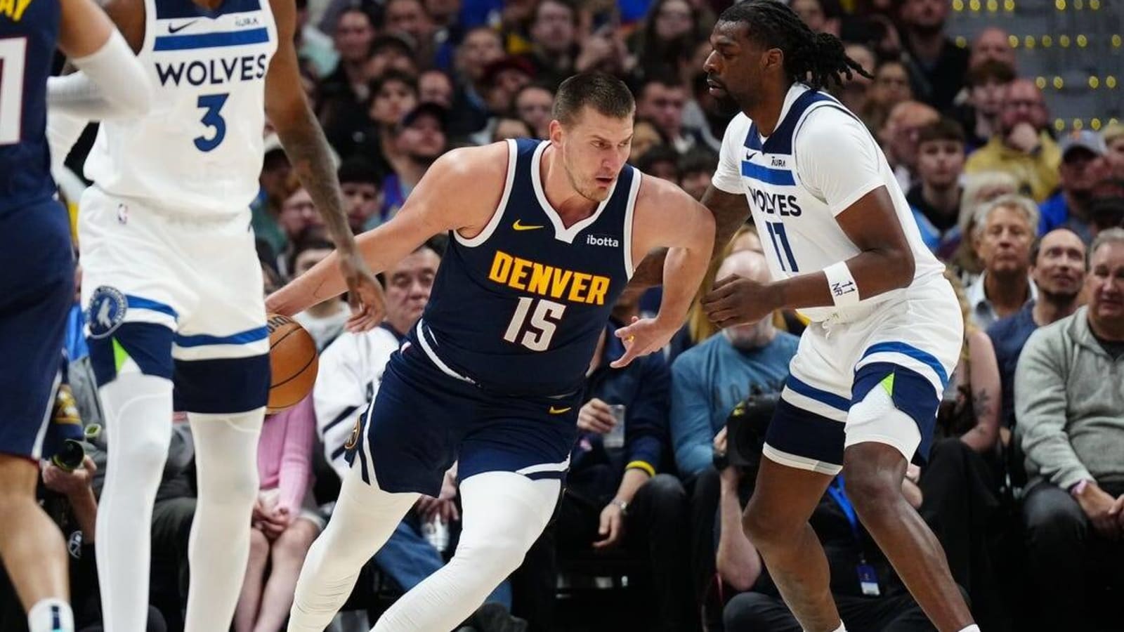 Nuggets take control of West race with win over Wolves