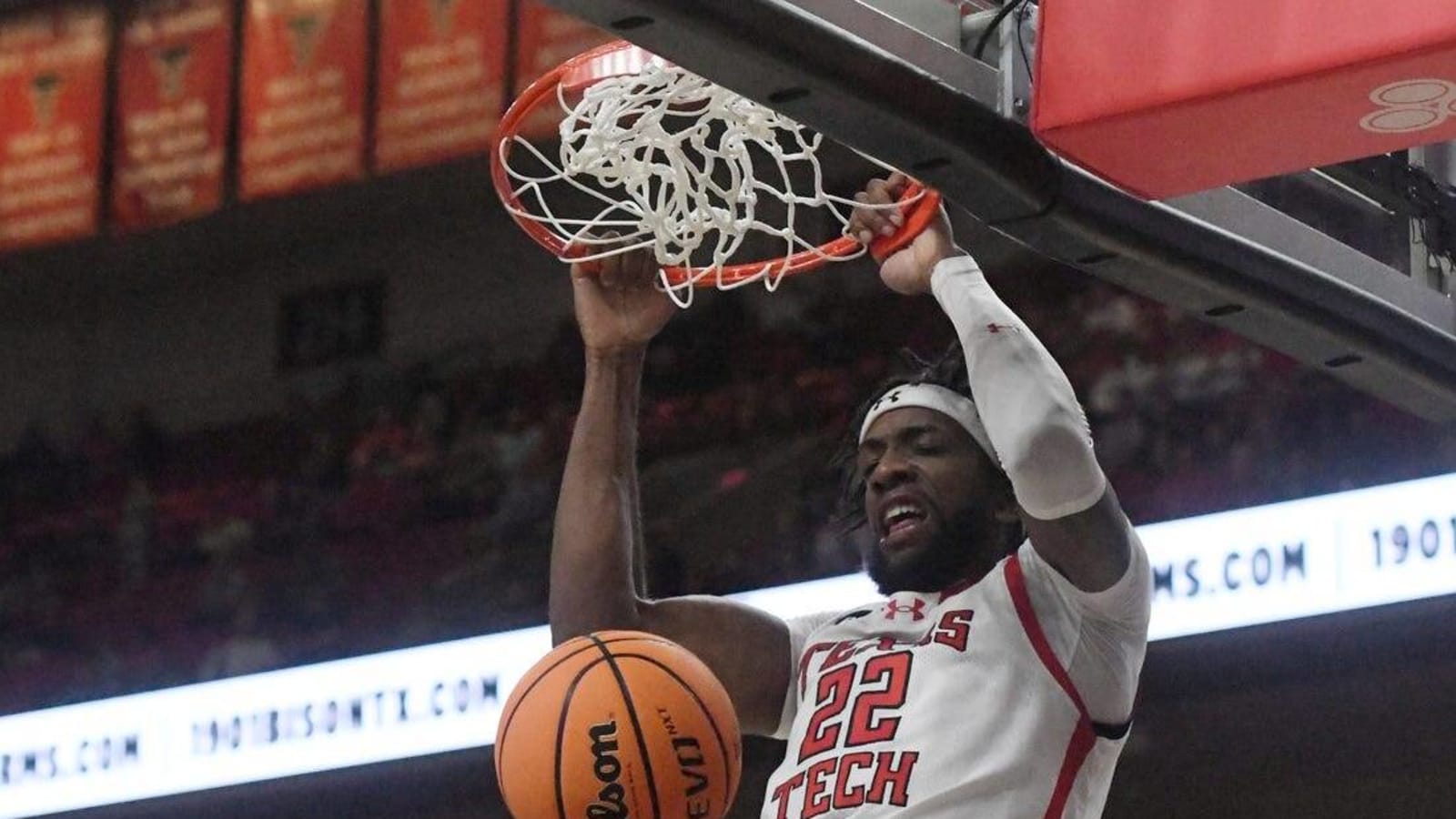 Texas Tech finishes strong to beat San Jose State