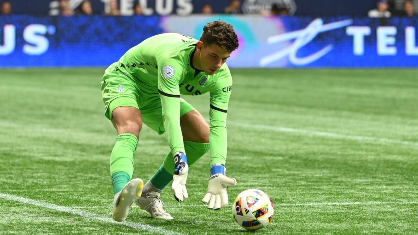 CF Montreal acquire Canadian GK Emil Gazdov