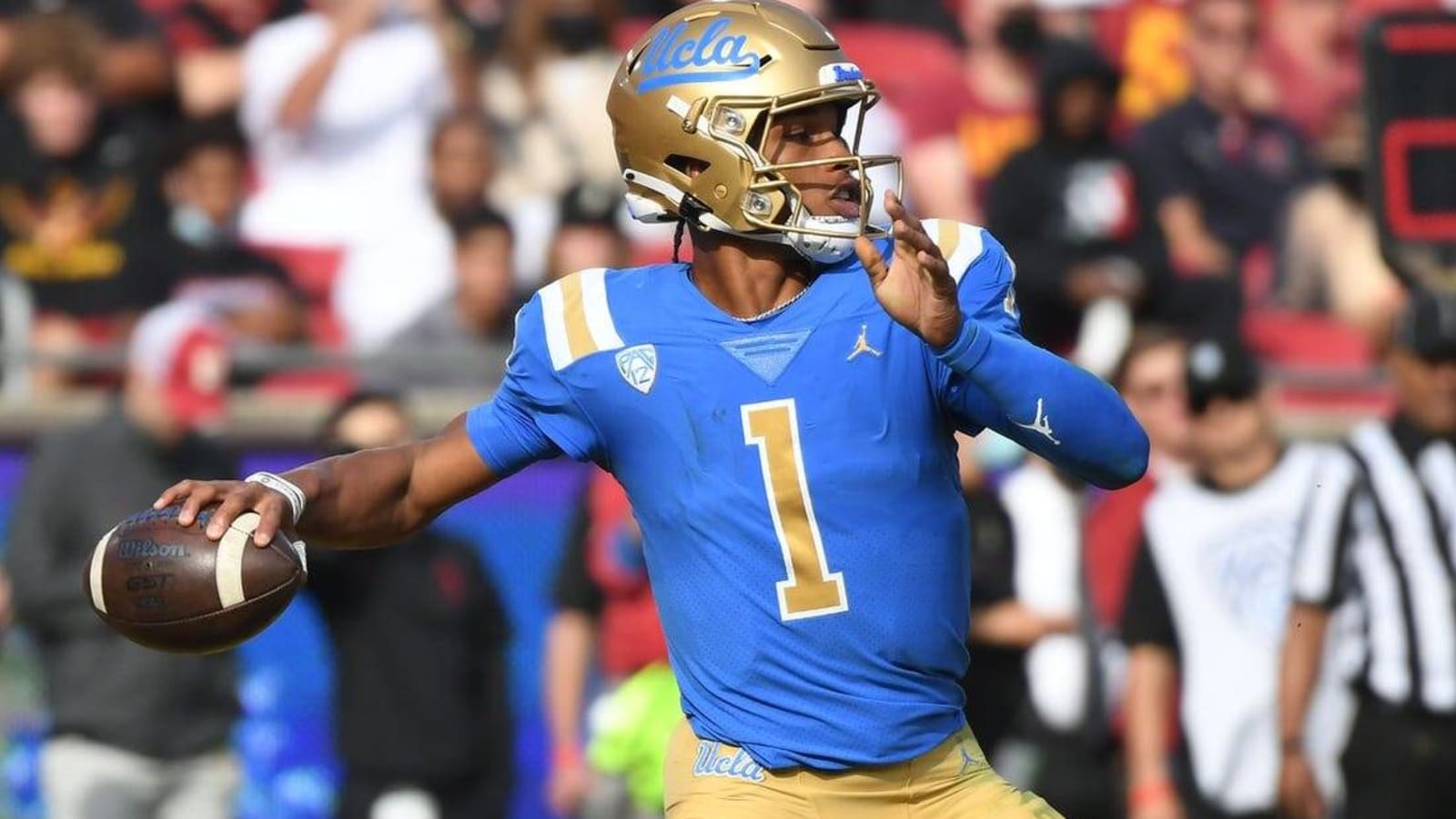 QB experience abound when UCLA faces Bowling Green