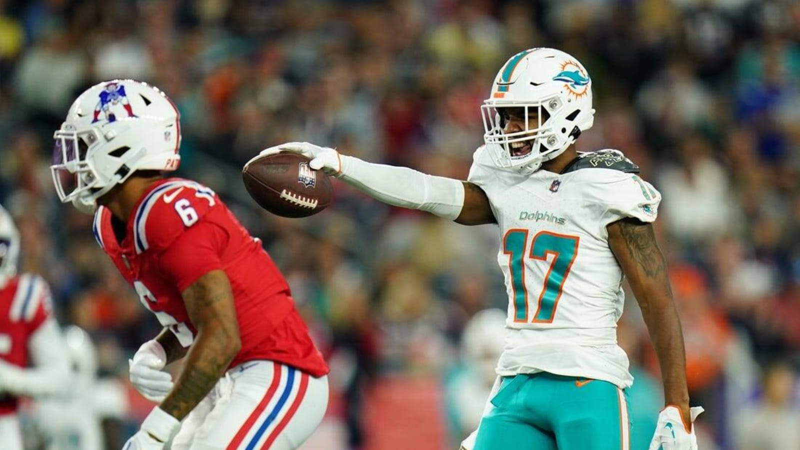 Dolphins rule out WR Jaylen Waddle (concussion) vs. Broncos