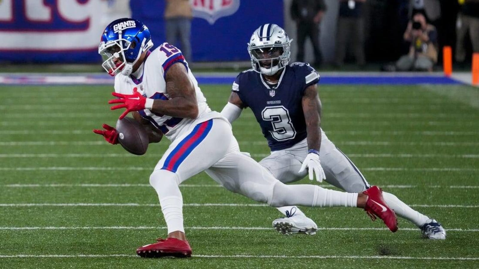 Giants WR Kenny Golladay laments dropping ball