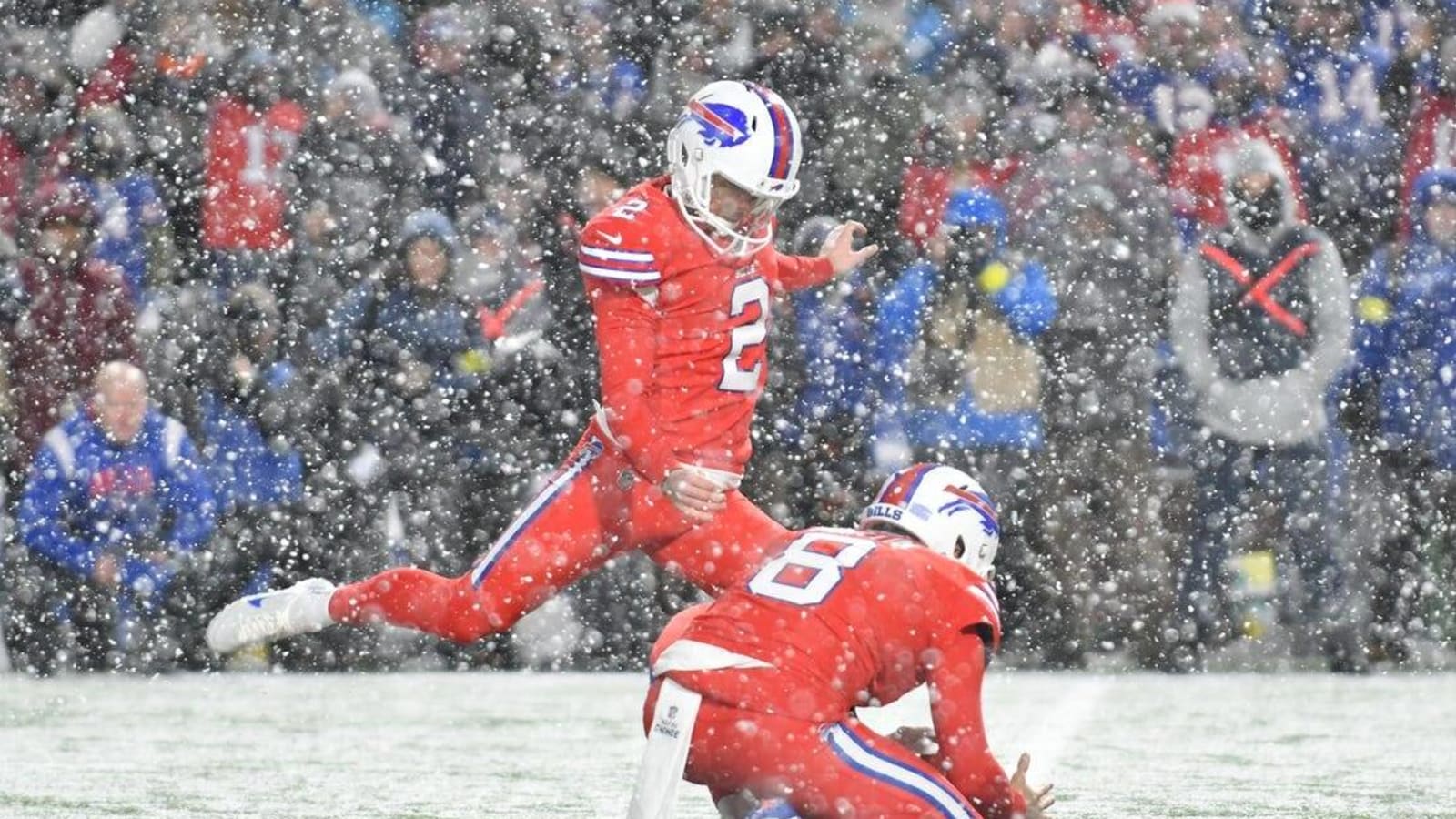 Bills clinch playoff berth with last-second win vs. Dolphins