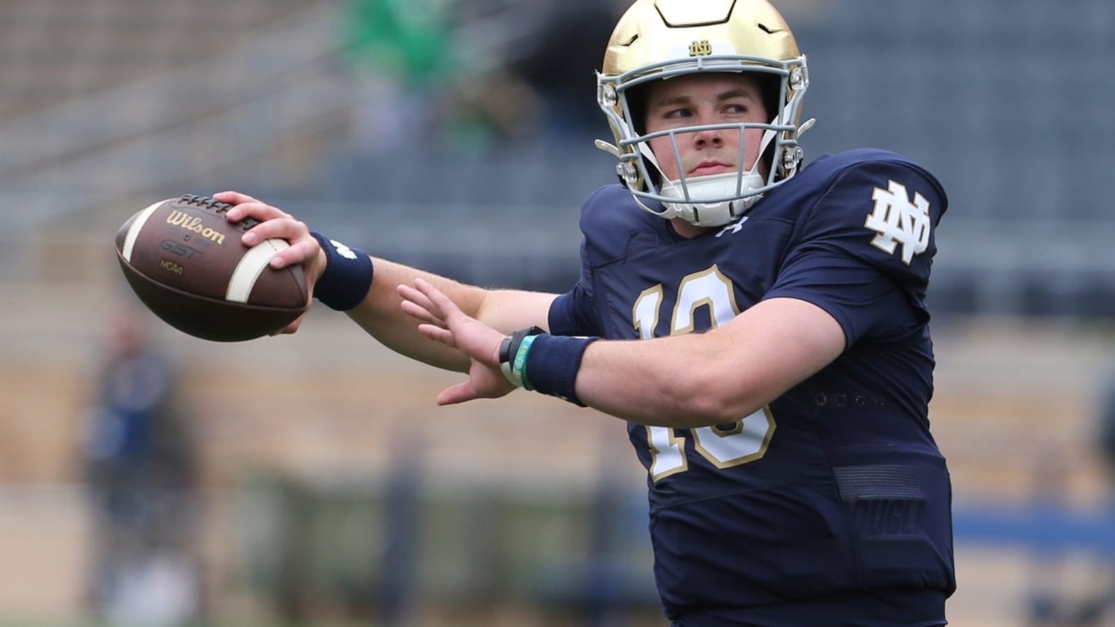 No. 20 Texas A&M-No. 7 Notre Dame matchup features &#39;weird&#39; reunion