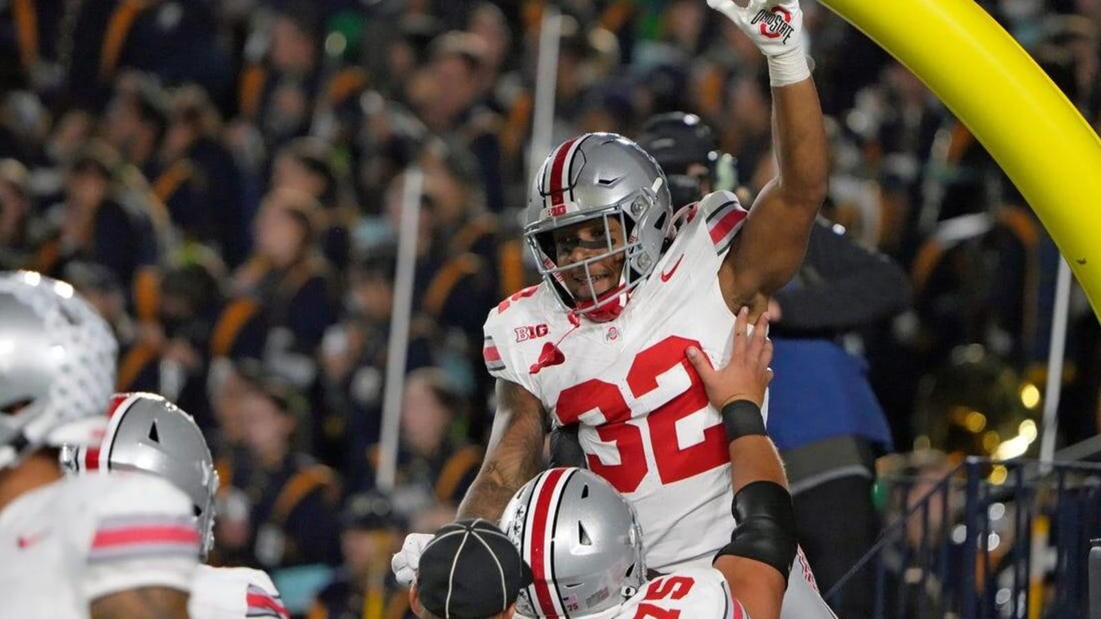 Ohio State climbs to No. 4 in Top 25 after win at Notre Dame
