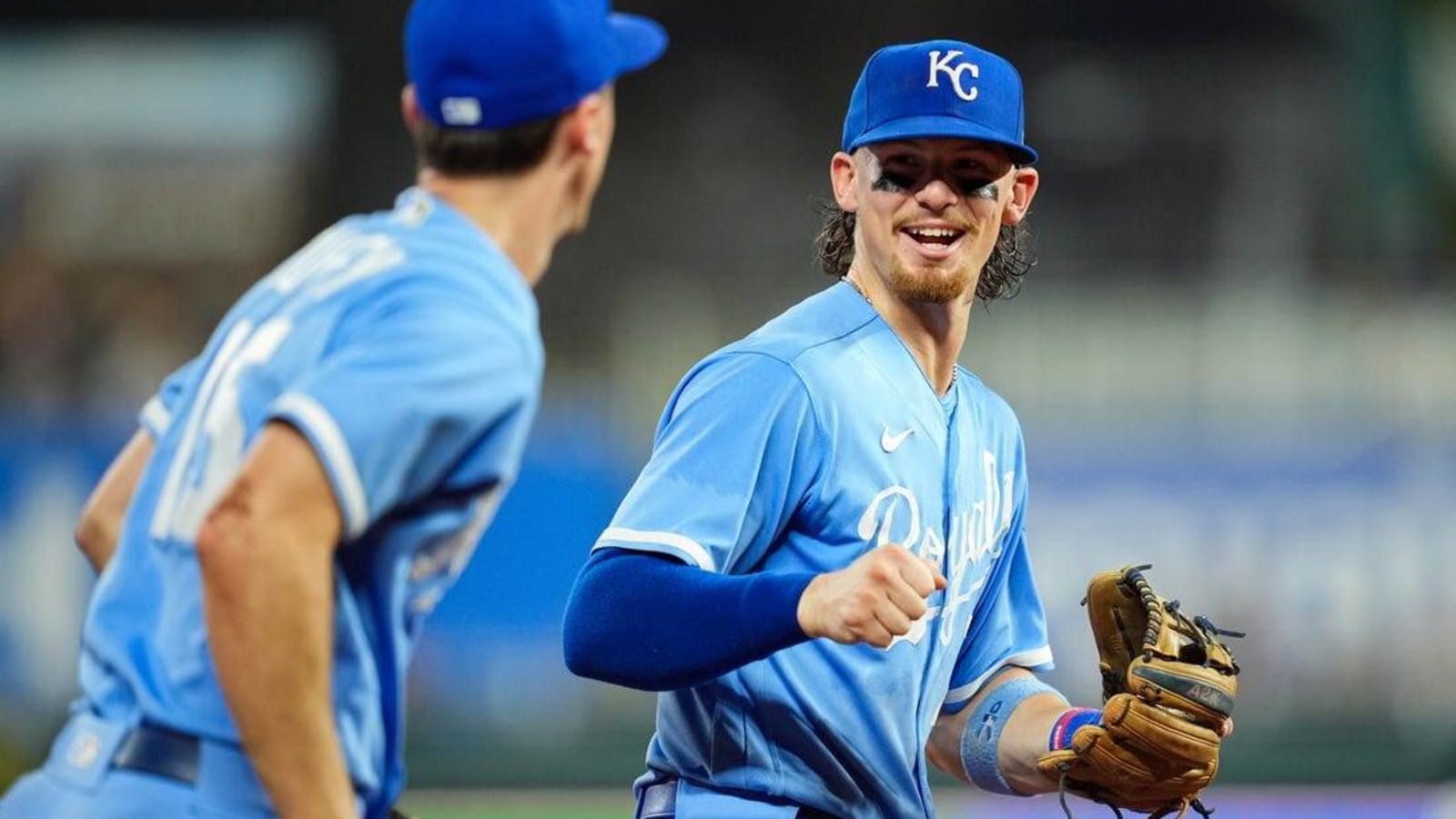 Royals go for rare season-series win vs. neighbor Cardinals