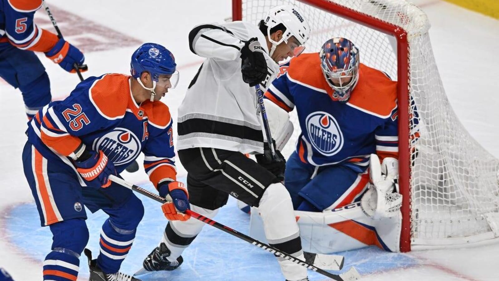 Kings erase 2-goal deficit in third, topple Oilers in OT