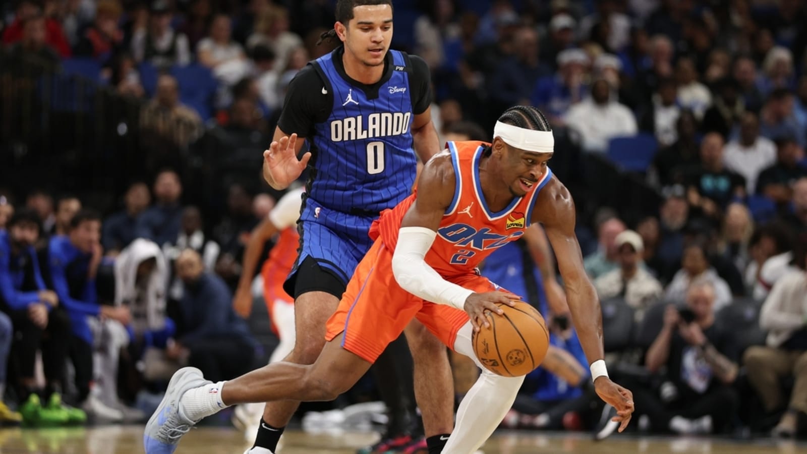 Shai Gilgeous-Alexander (35 points), Thunder turn back Magic