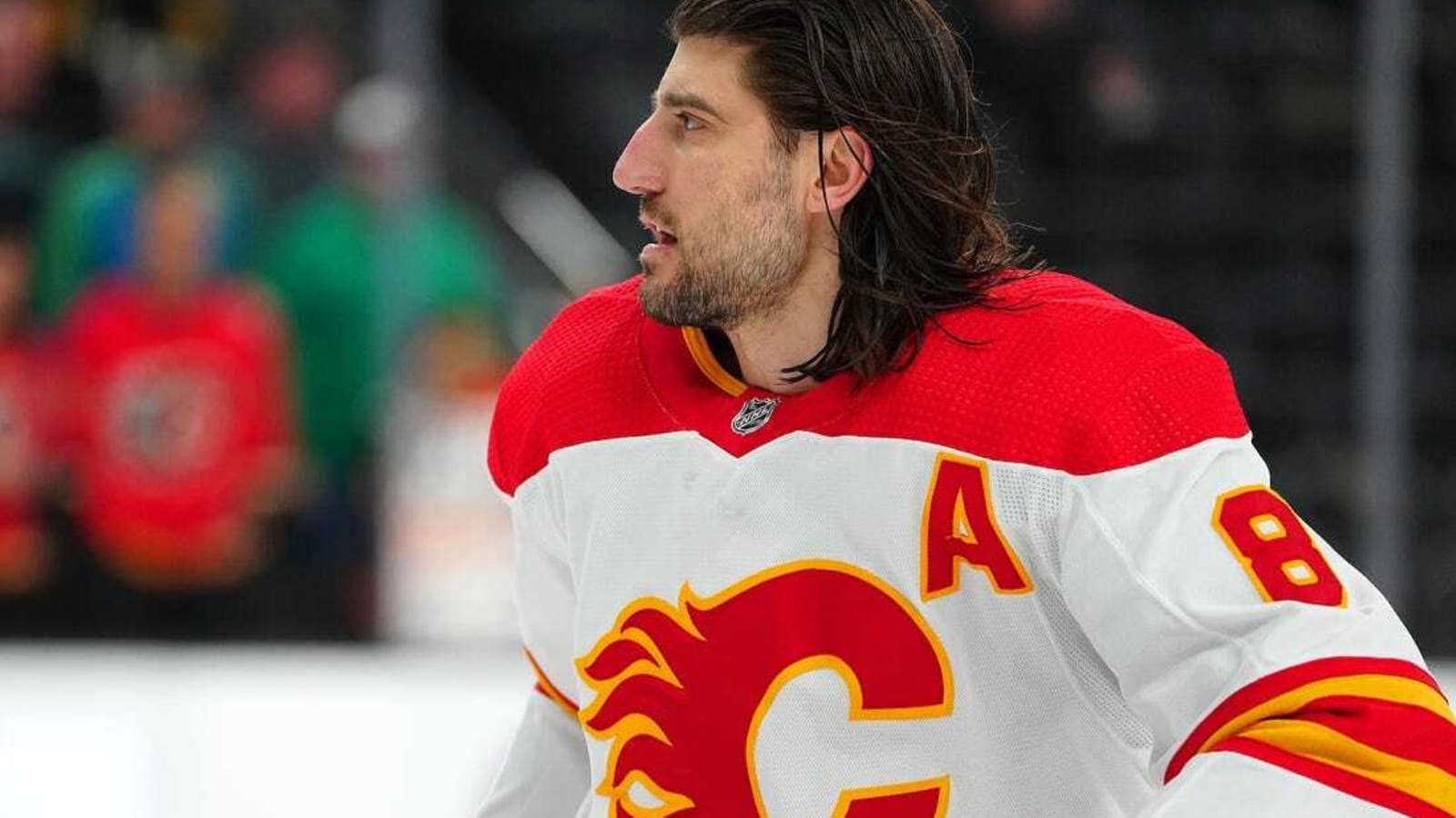 Maple Leafs sign D Chris Tanev, extend G Joseph Woll