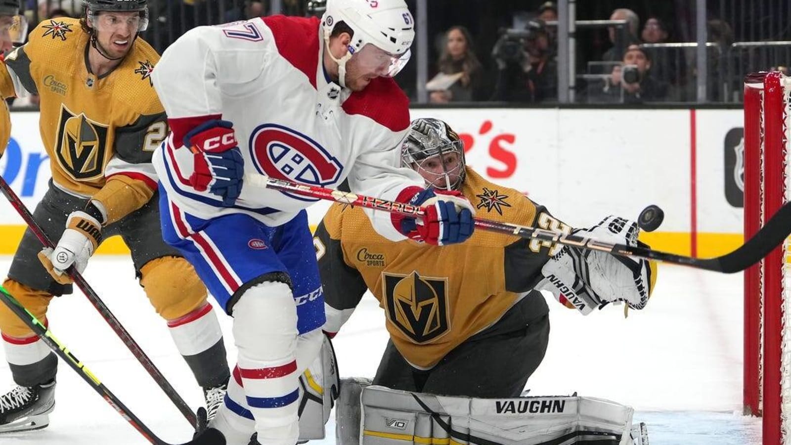 Jonathan Quick defeats Canadiens in Knights debut