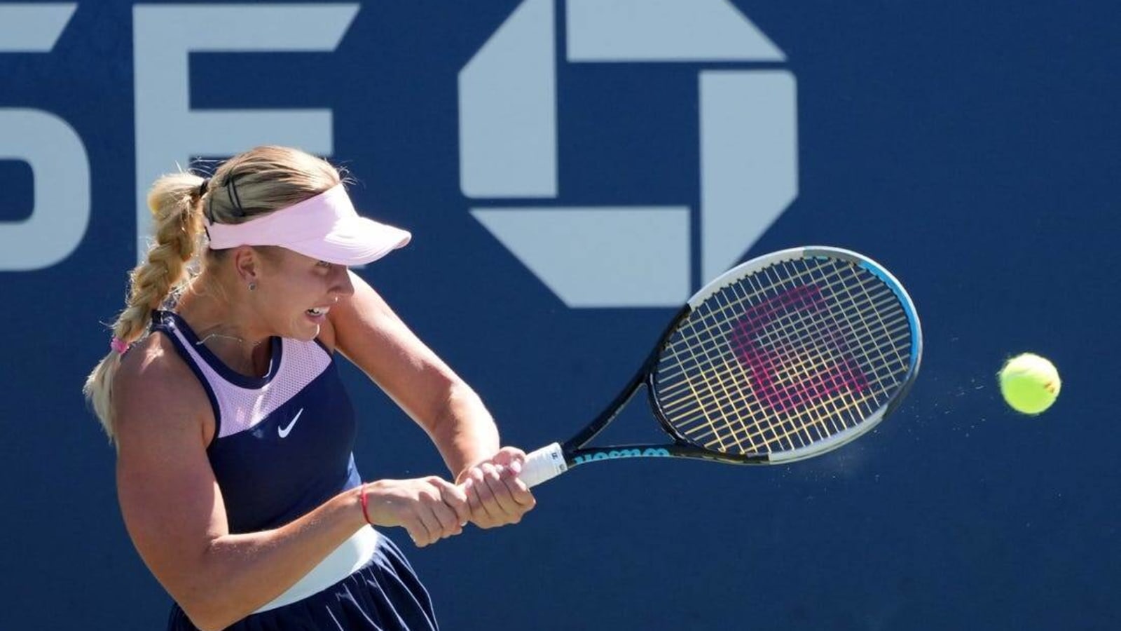 WTA roundup: Anastasia Potapova breezes to title in Linz