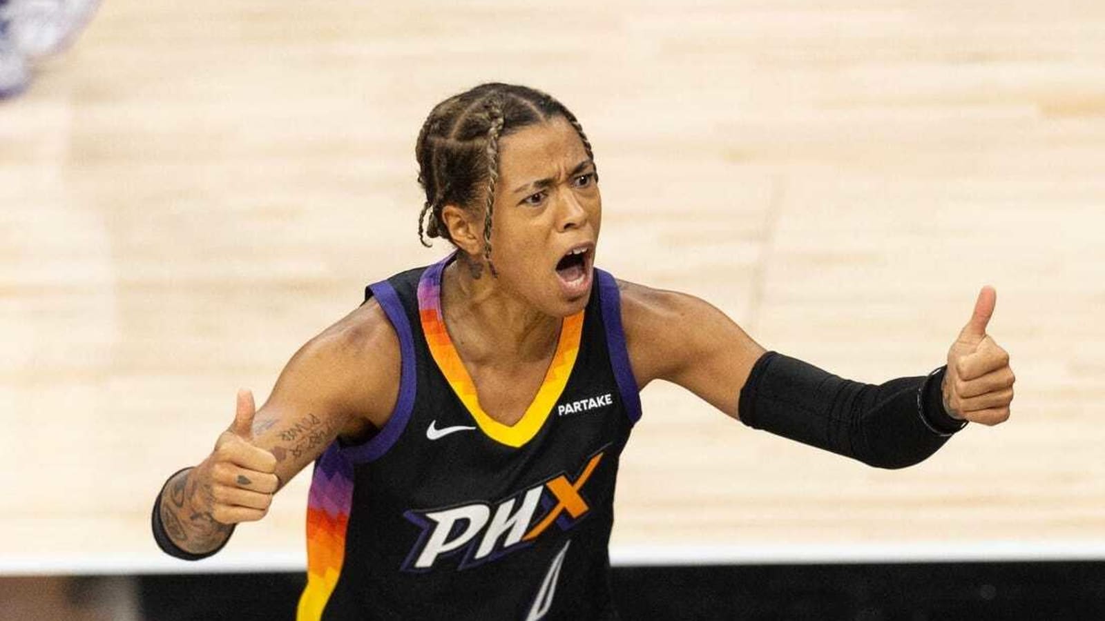 Mercury hope to keep surging vs. Wings