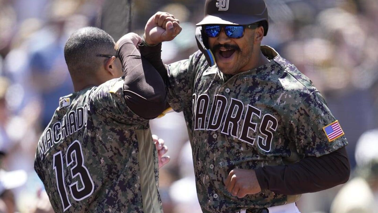 Xander Bogaerts hits first Padres homer