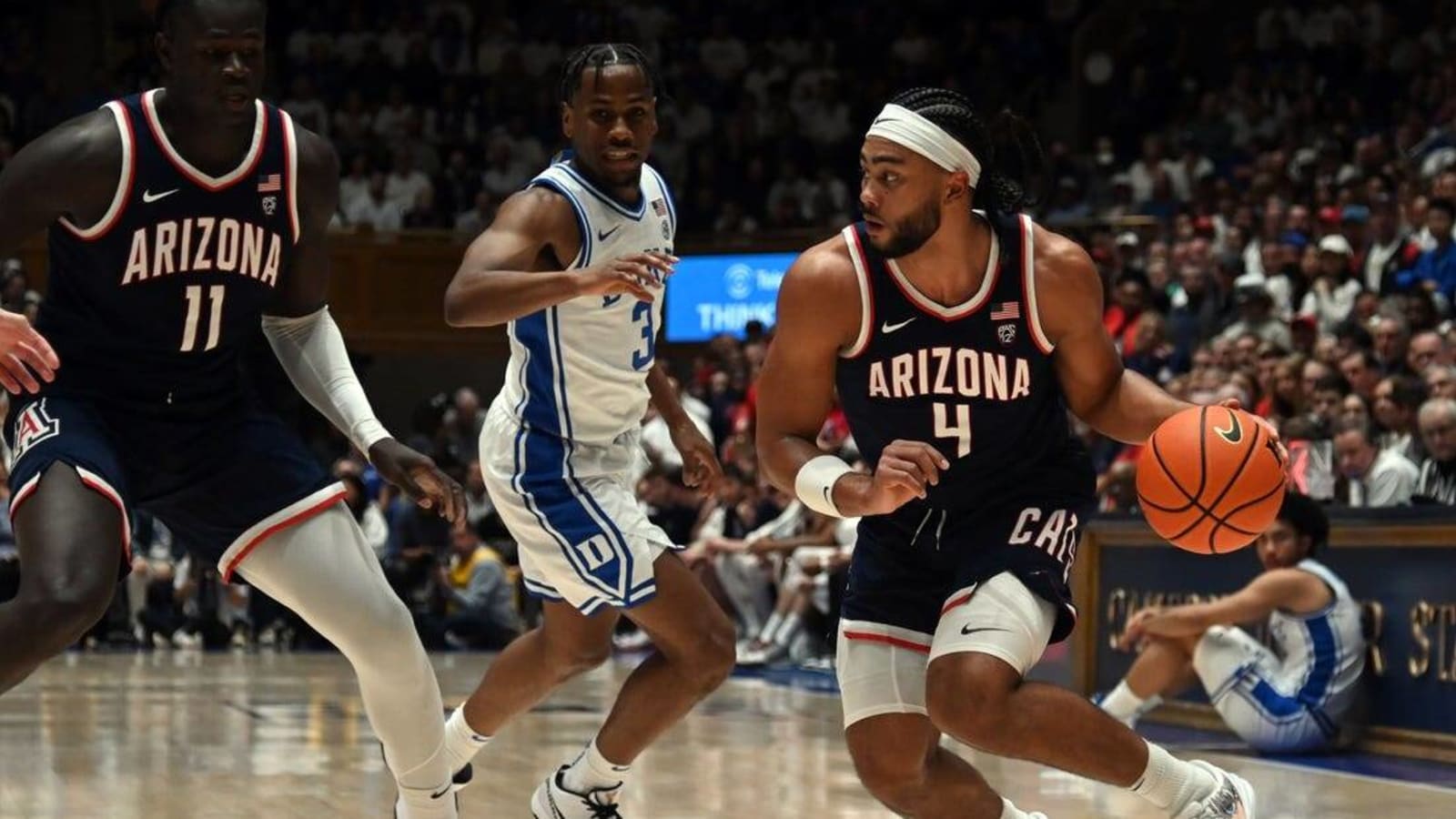 Caleb Love&#39;s late free throws send No. 12 Arizona over No. 2  Duke