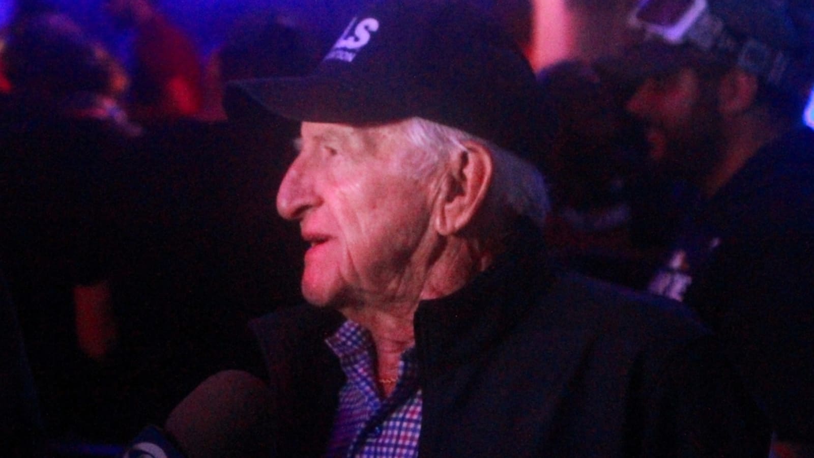 Beloved Brewers broadcaster Bob Uecker dies at 90