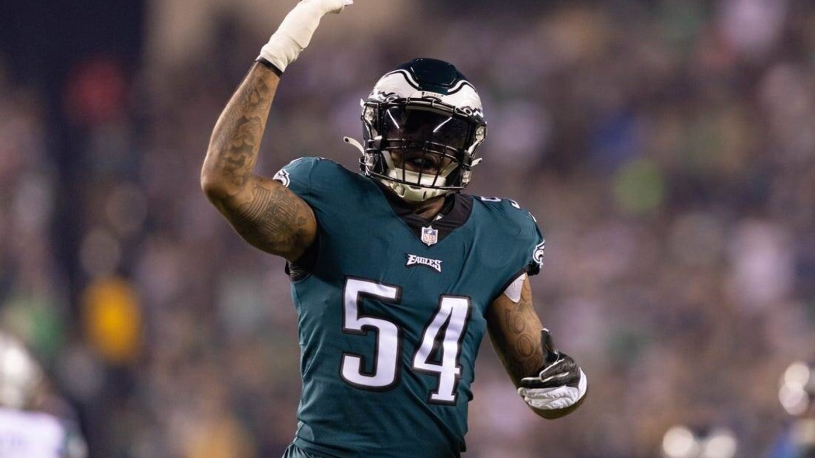 Eagles&#39; special teamer Shaun Bradley (leg) out for season