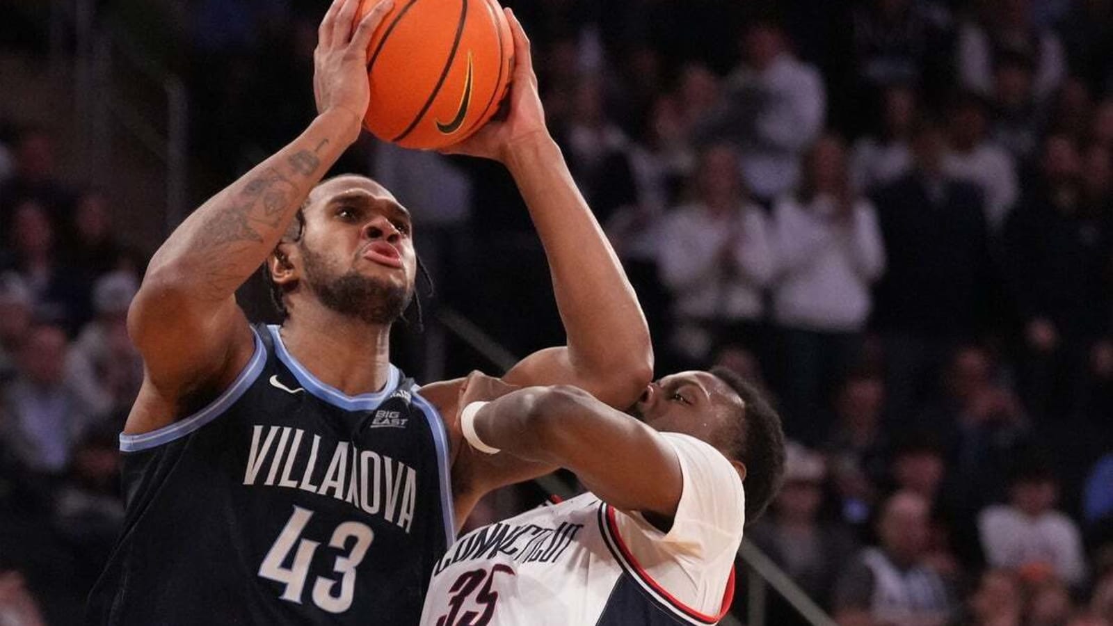 Eric Dixon, Villanova aim to subdue UCF in Crown semis