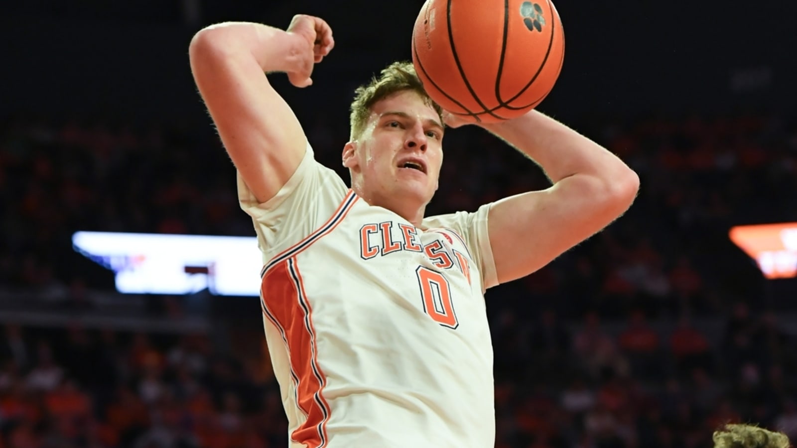 No. 11 Clemson closes regular season with rout of Virginia Tech