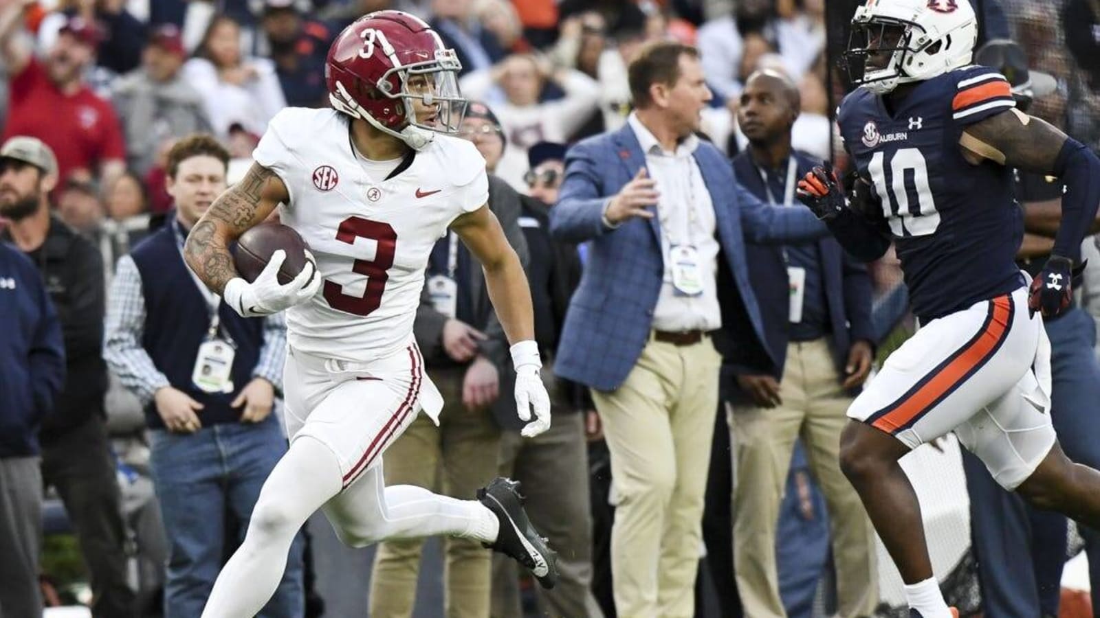 No. 8 Alabama survives Auburn on dramatic fourth down touchdown