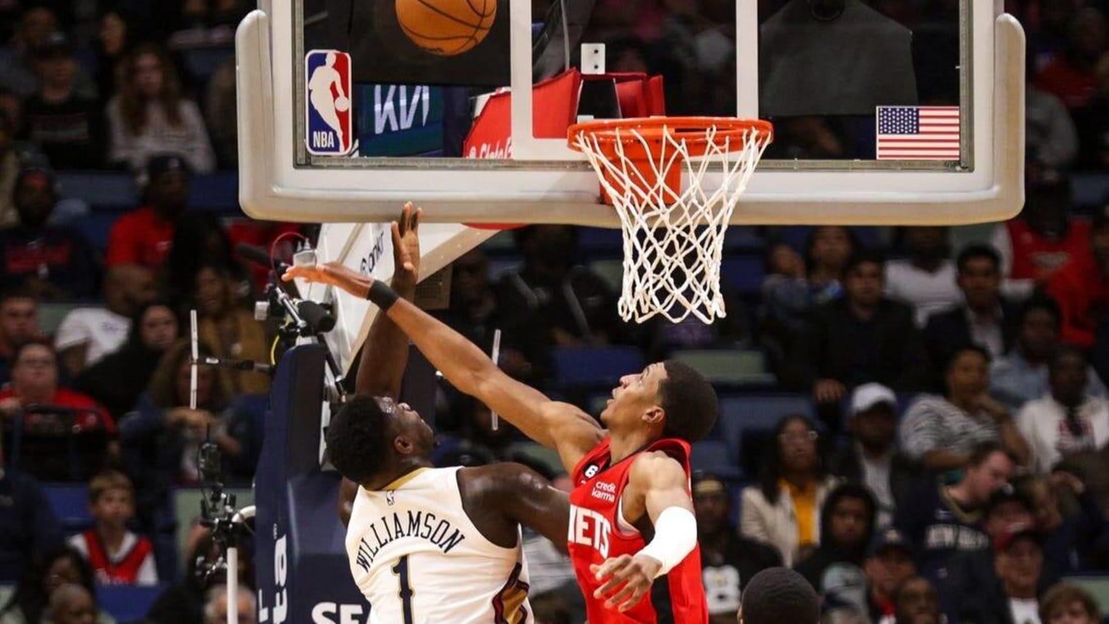 Pelicans silence Rockets at finish, win 119-106