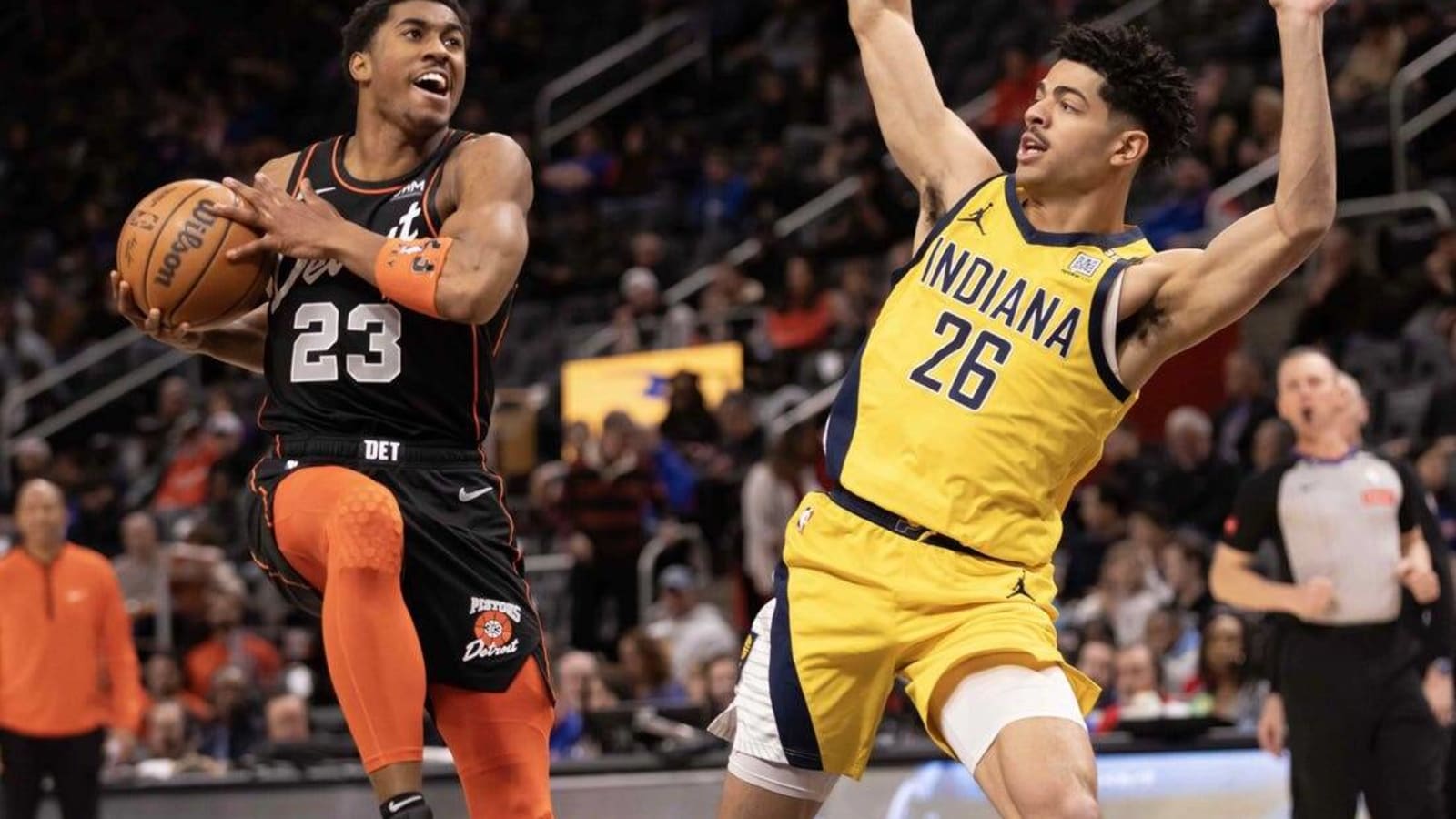 Pacers roll over Pistons to sweep season series