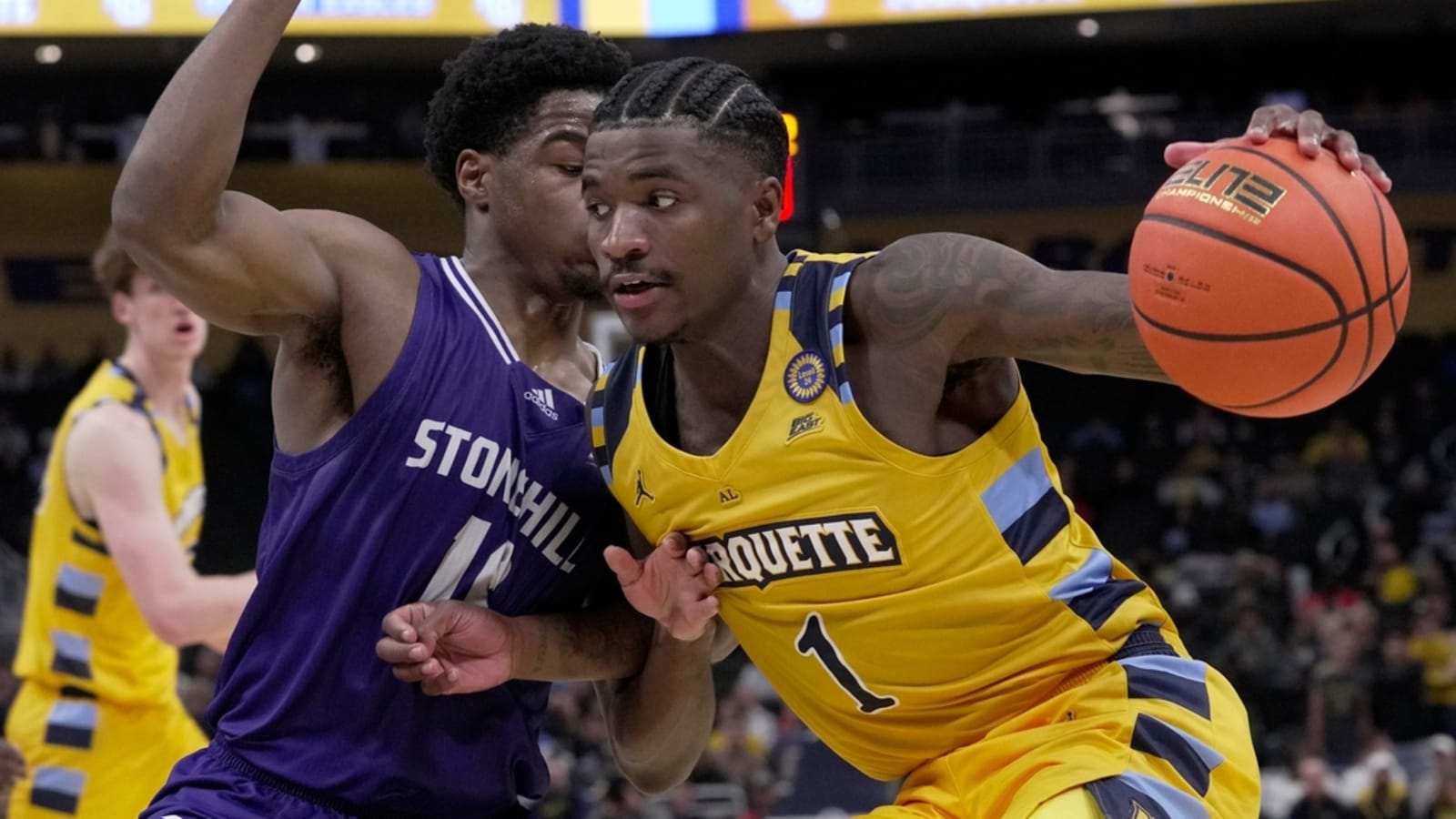 No. 10 Marquette rolls past Stonehill