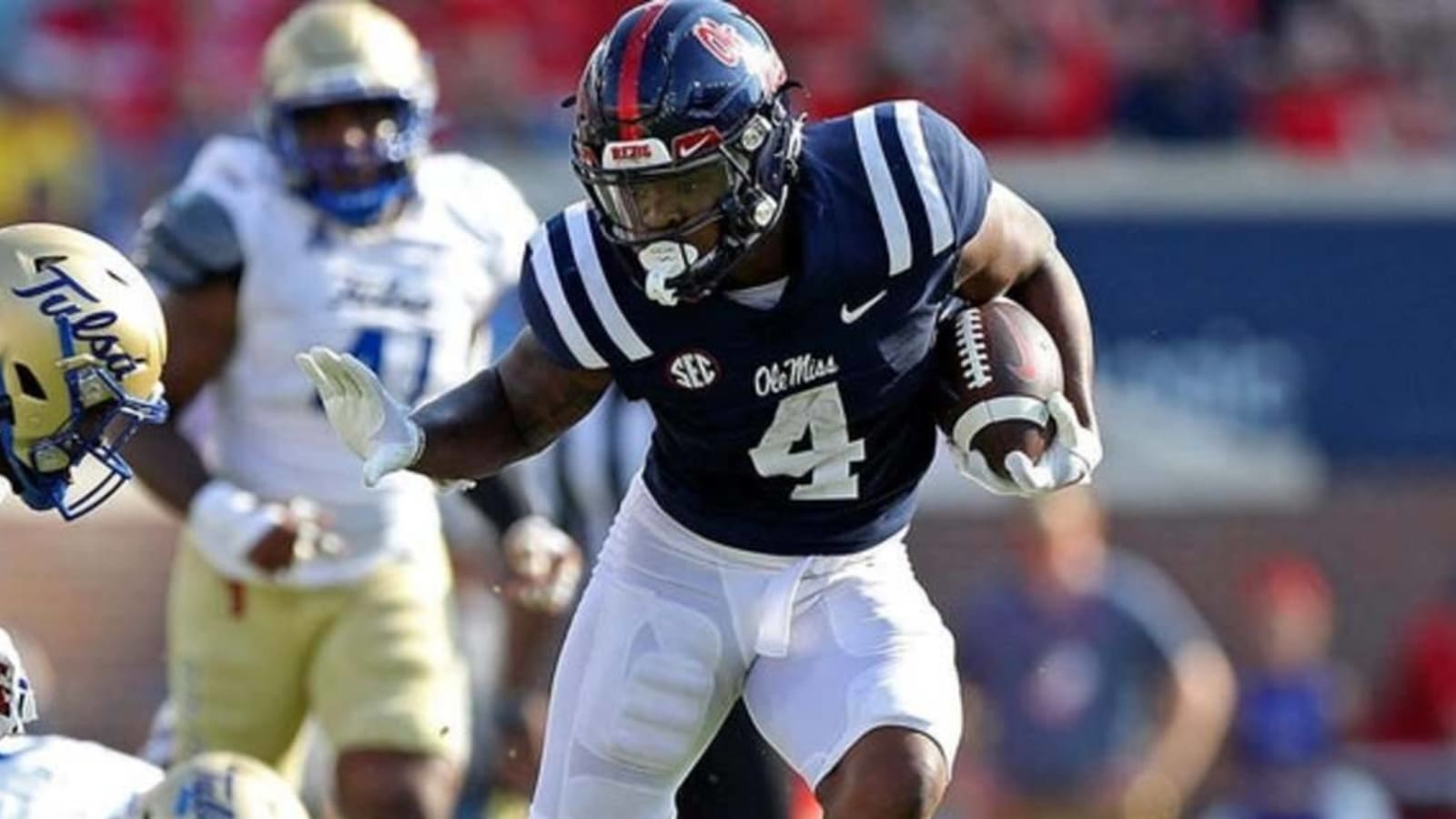 Ole Miss back Quinshon Judkins to enter college football transfer portal: report