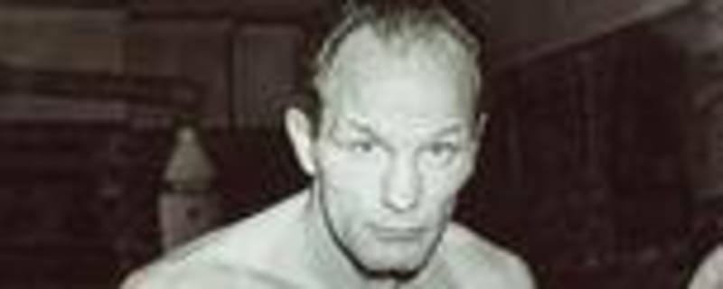 Remembering Our ‘Enry: A Tribute to Henry Cooper, the Beloved British Heavyweight Legend