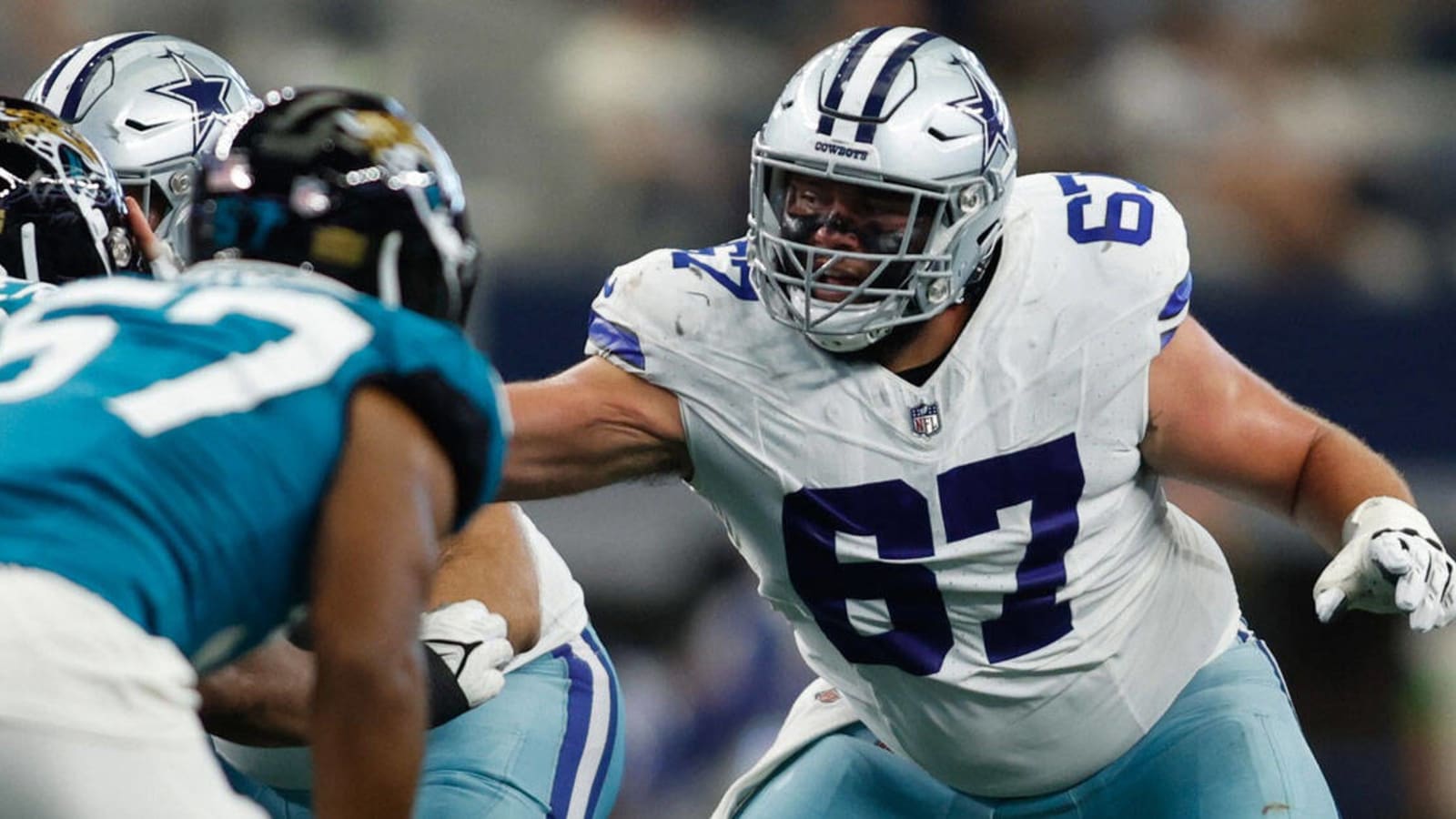 Cowboys sign center Brock Hoffman, elevate Malik Jefferson and Sean McKeon to active roster