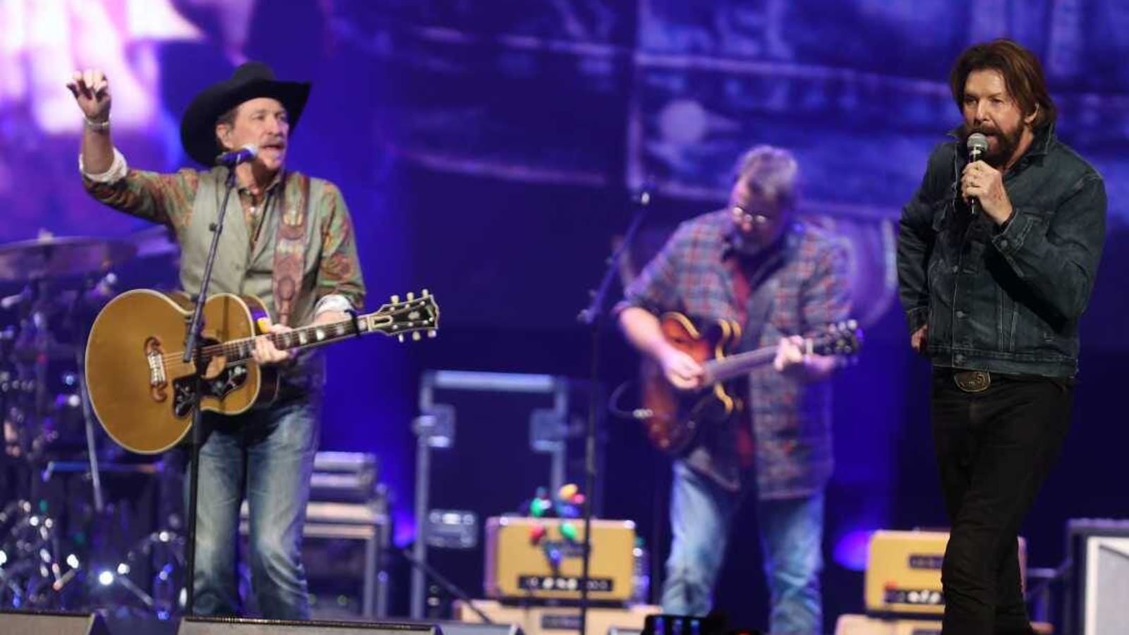 Who is Playing at the San Antonio Stock Show and Rodeo?
