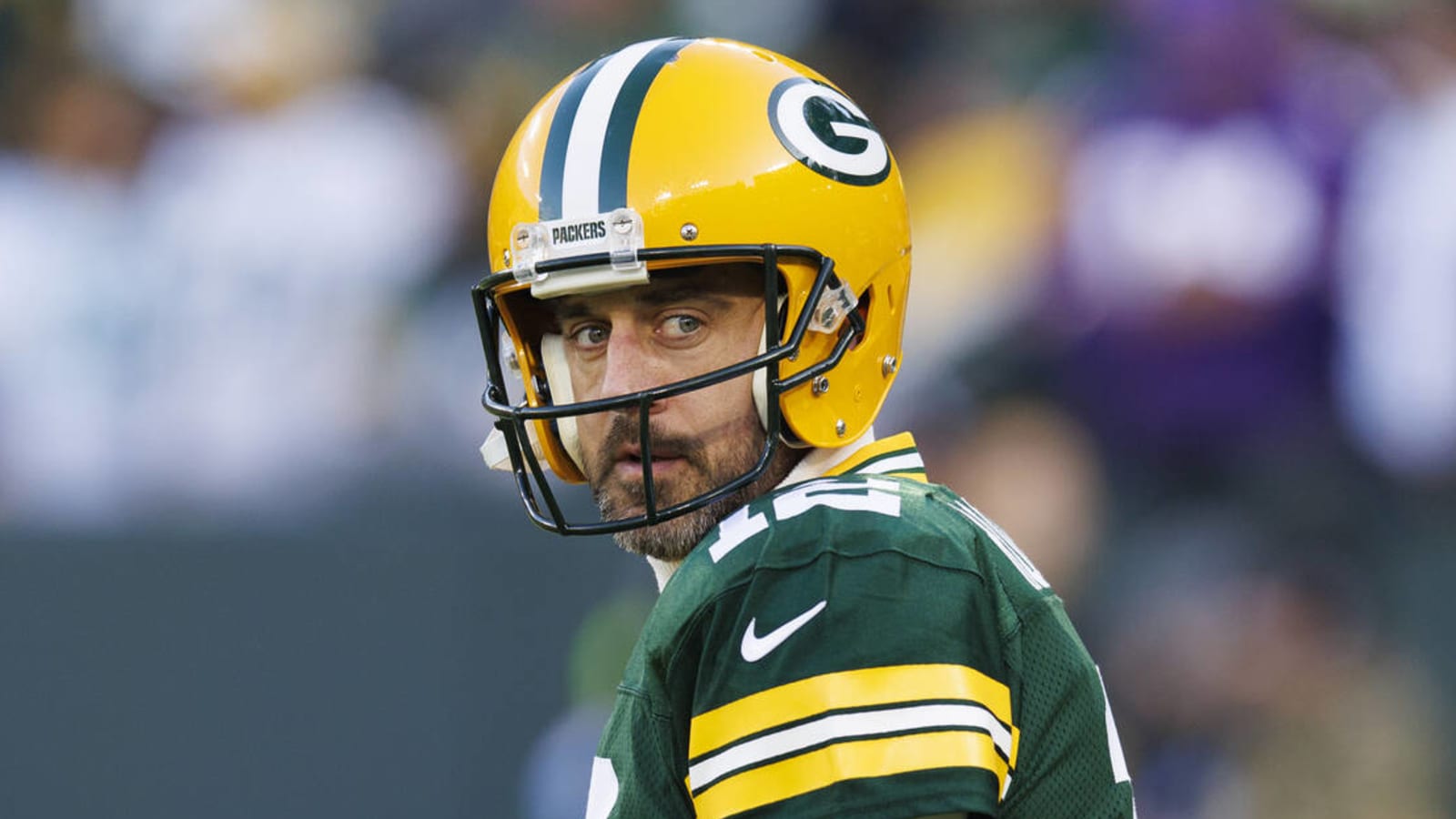 Aaron Rodgers still has complicated relationship with media