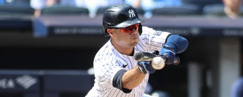 Ex-Yankees infielder signs with rival team