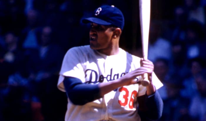 Don Newcombe Dies at 92; Dodger Pitcher Helped Break Racial