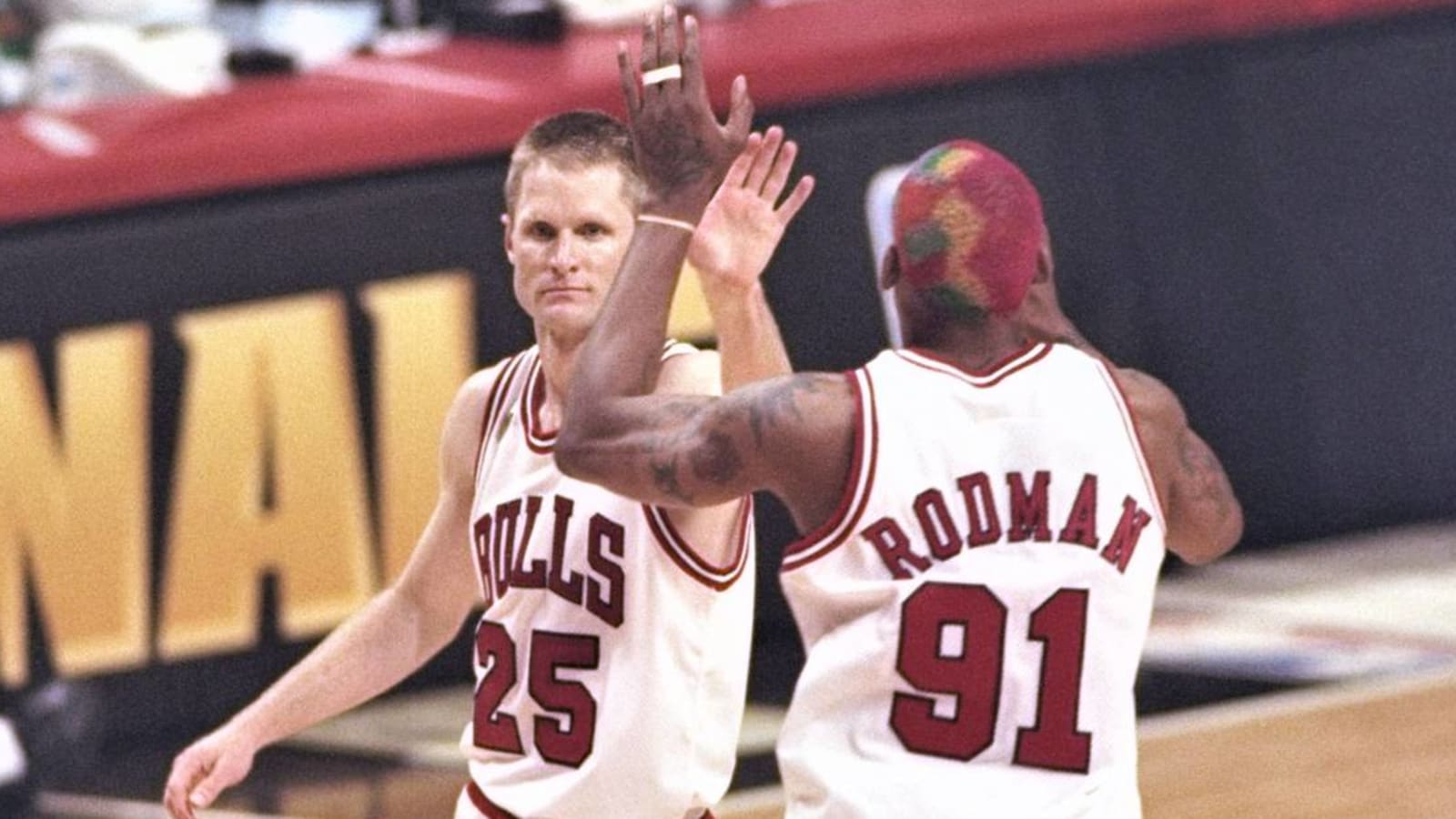 June 13 in sports history: Bull's-eye! Kerr-fect ending for Chicago