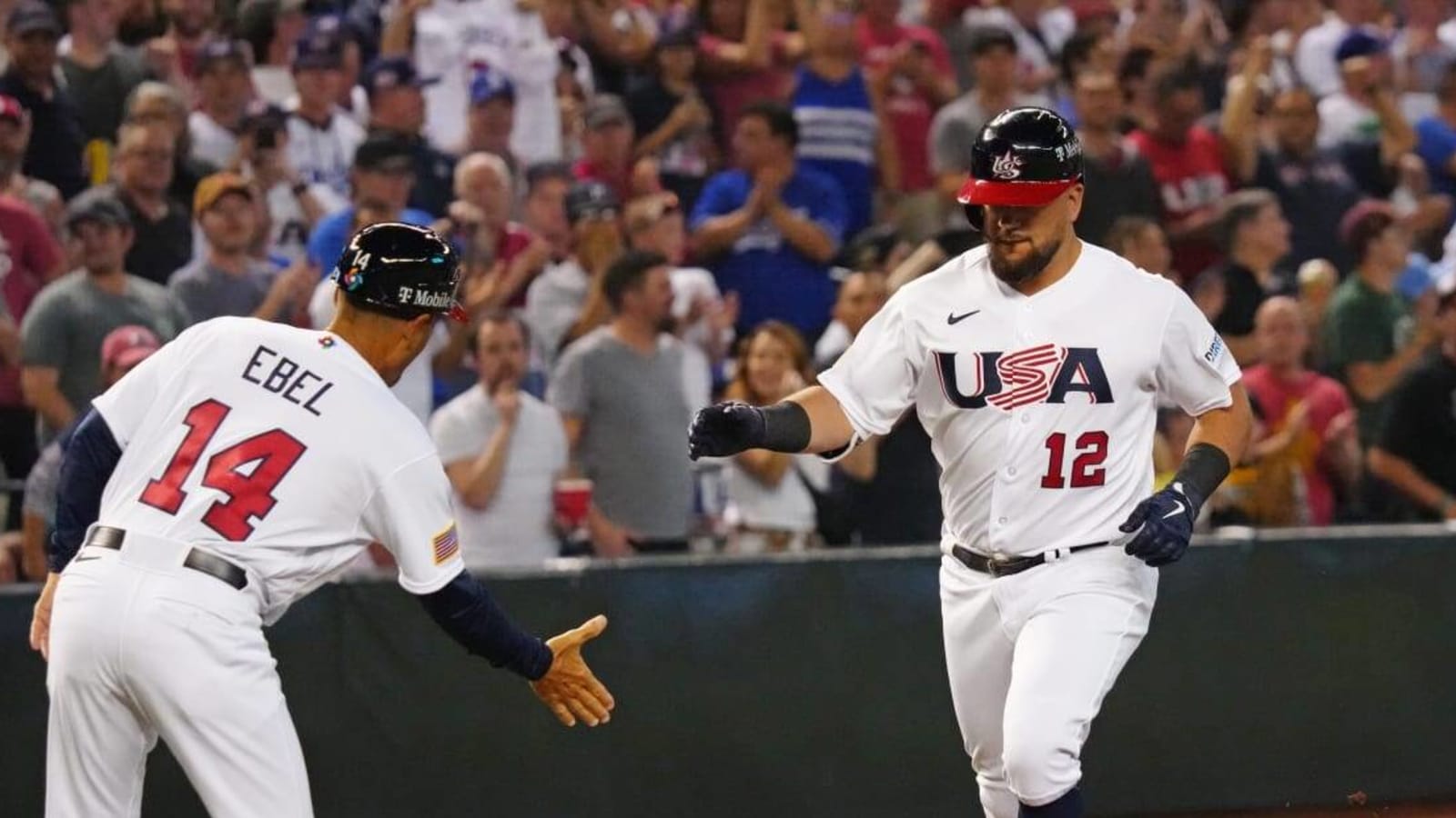 Team USA outlasts Venezuela in World Baseball Classic