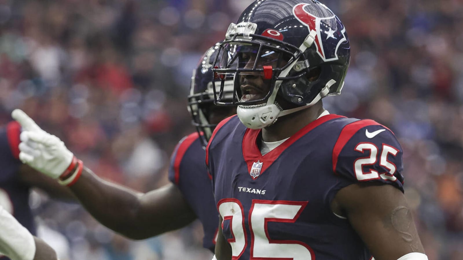 Texans bring back veteran CB with practice squad deal Yardbarker