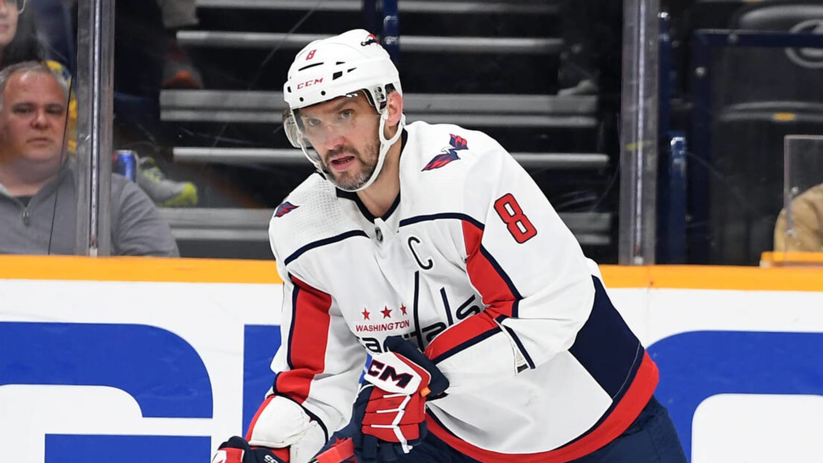 Alex Ovechkin ties Gordie Howe for most goals with one team