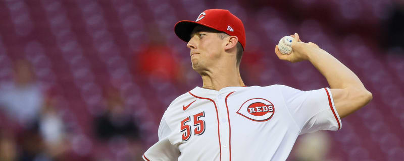 Reds starter Williamson leaves start with elbow strain