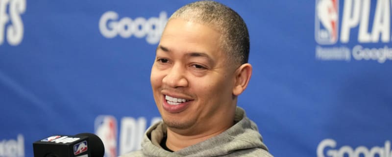 Los Angeles Lakers Closely Monitoring Tyronn Lue’s Situation With Los Angeles Clippers