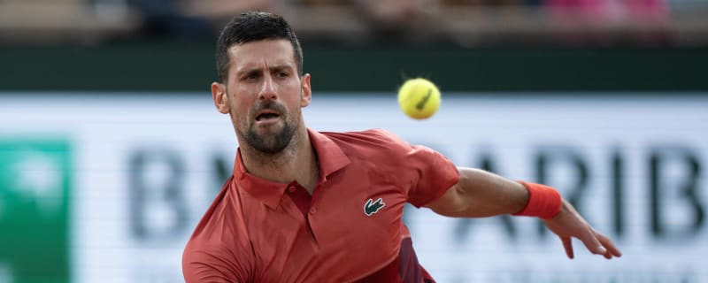 Withdrawal, injury threaten to derail Djokovic's season