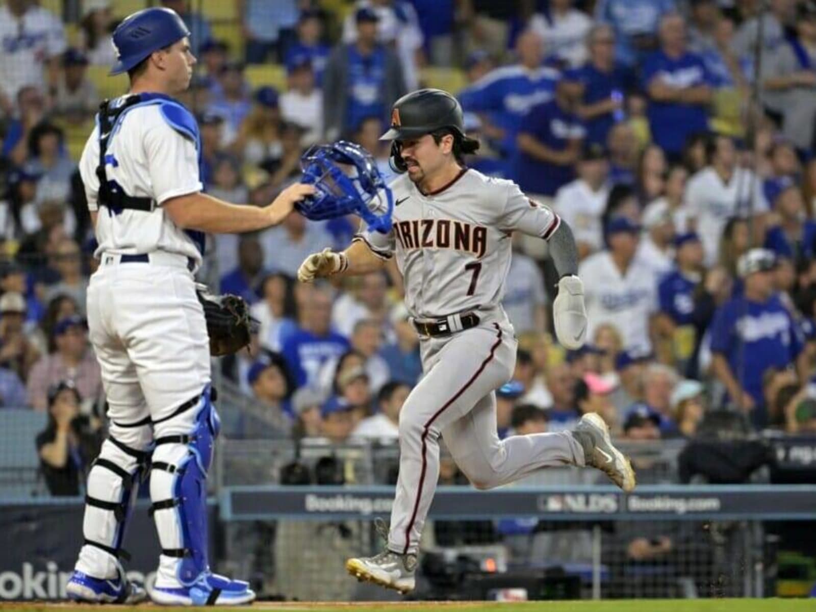 Clayton Kershaw chased in 1st inning as Dodgers lose NLDS opener