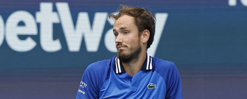 'I feel like they are all better than me,' Daniil Medvedev recognizes Jannik Sinner, Carlos Alcaraz and Novak Djokovic have more chances to win titles than himself