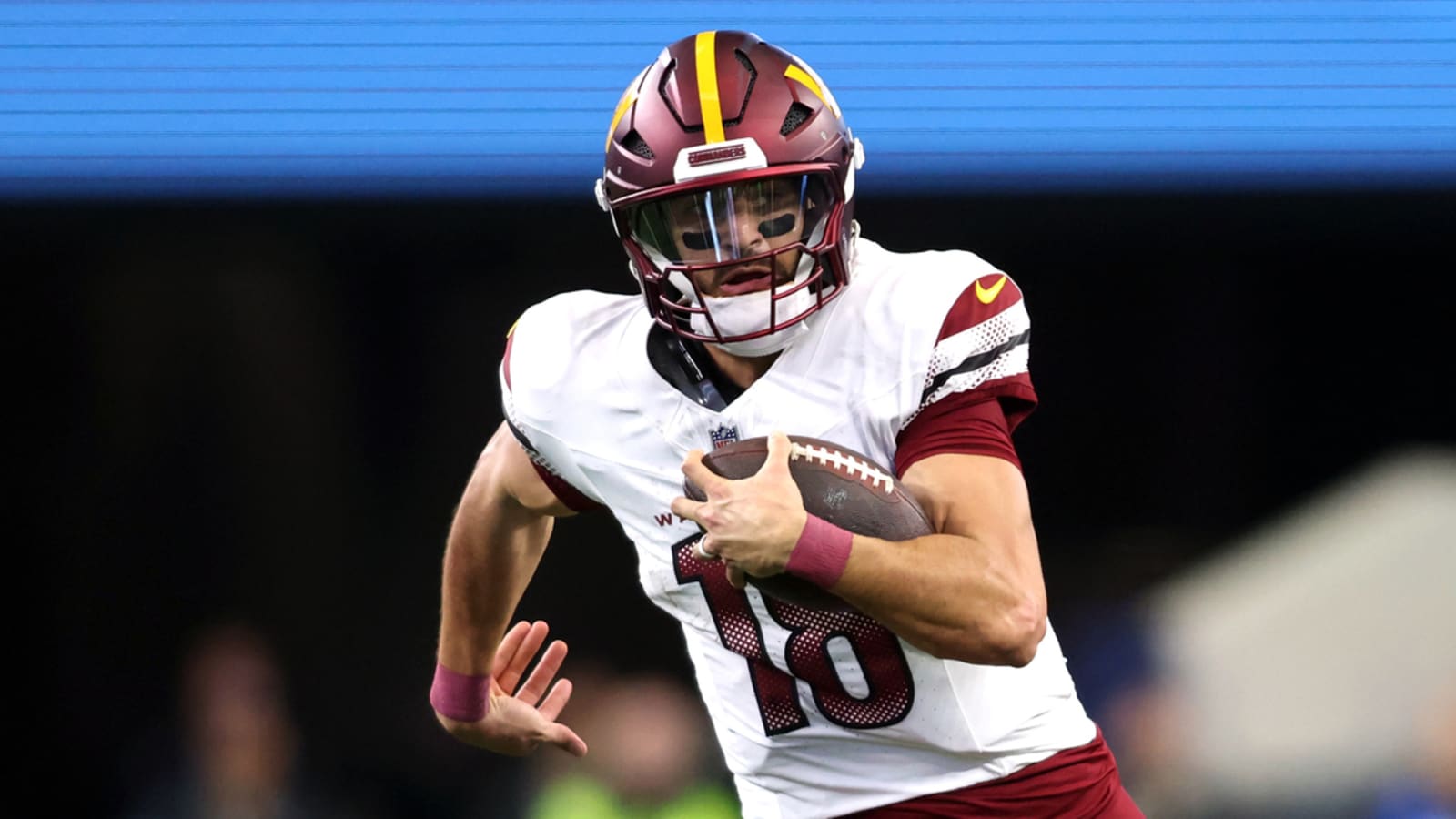 Commanders to re-sign journeyman backup QB
